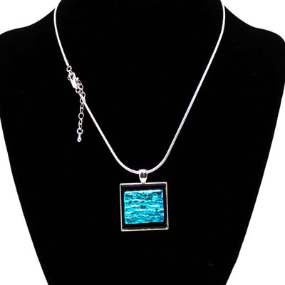 Waves Square Pendant, necklace VINK987