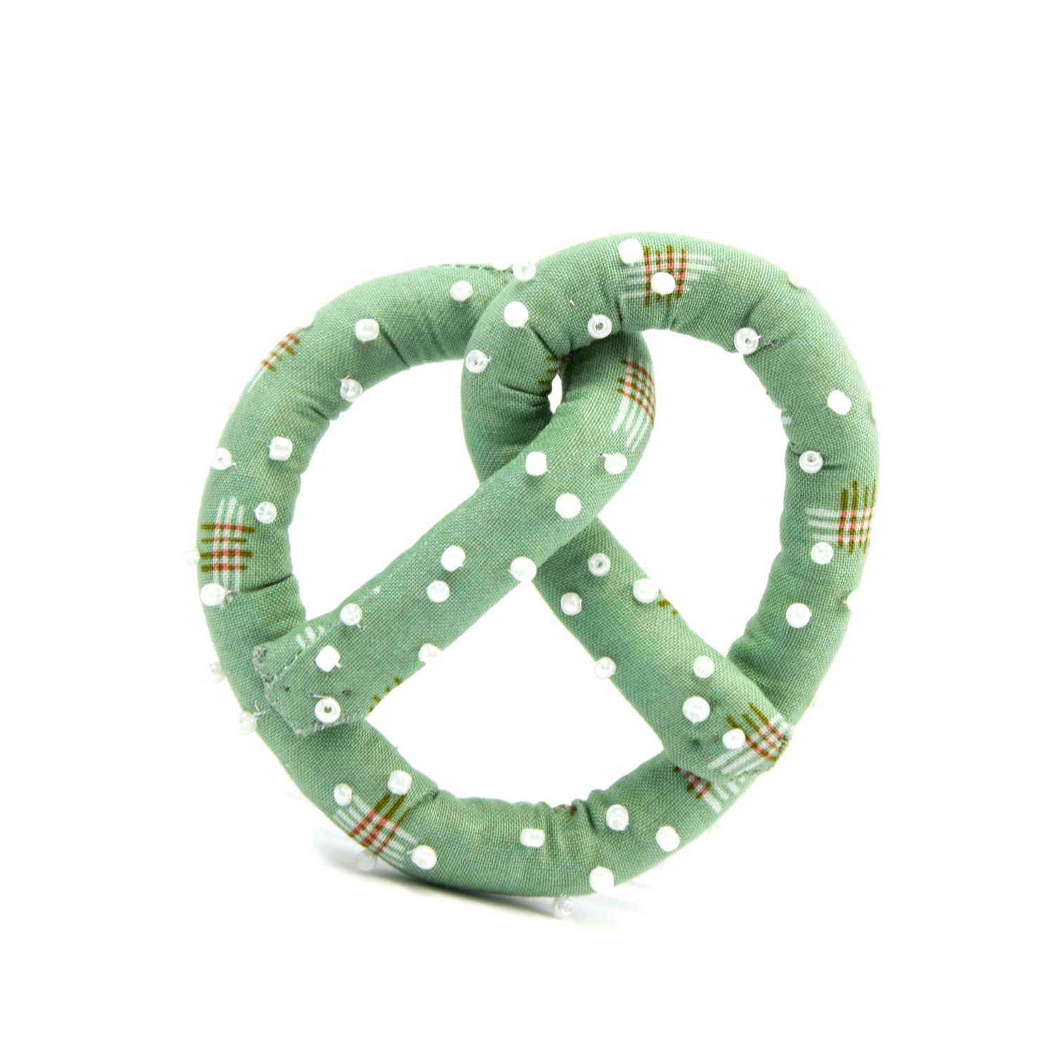 Green, soft sculpture pretzel HIRC374