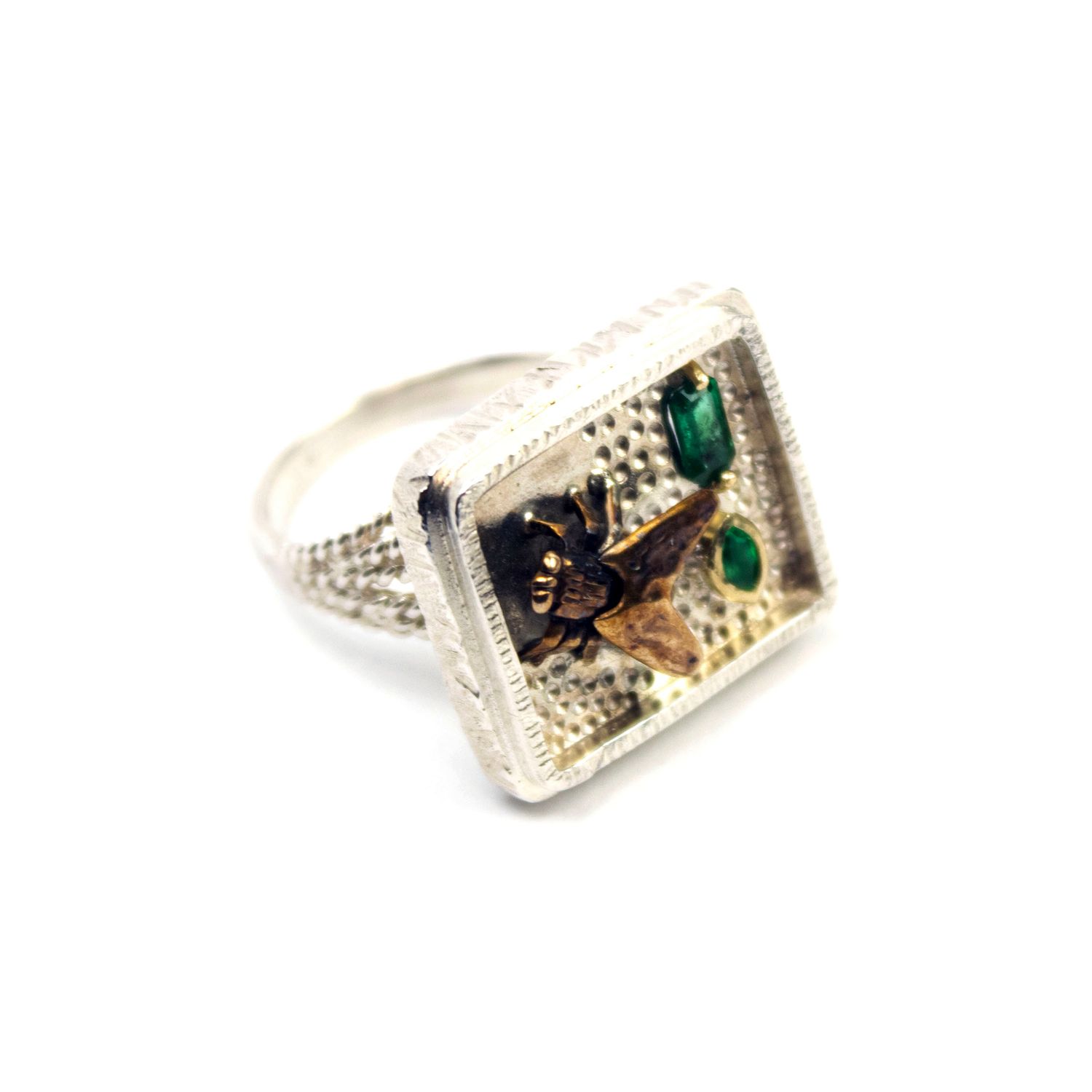 Bronze Fly in Emerald, ring BRYH689