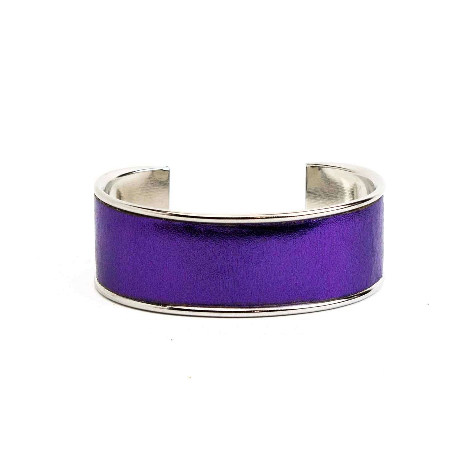 Purple Leather, metal bracelet CASK295