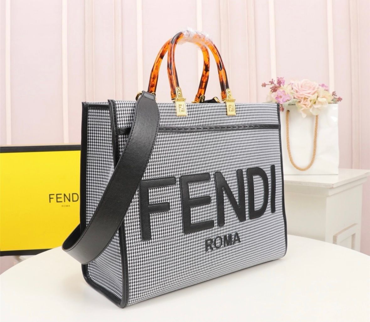 Fendi Purses