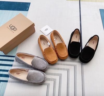 Ugg Slide Ons