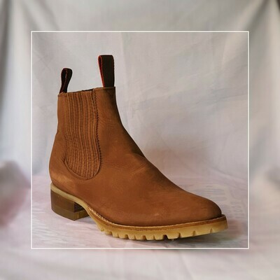 Booty Villa del Carbon Cerco Tractor Sole Natural Leather color: Fat