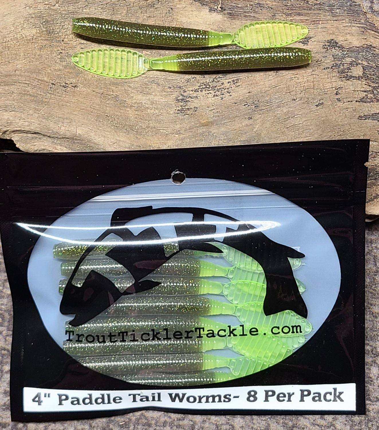 4&quot; Paddle Tail Worm- Glow Melon (core shot, floating)