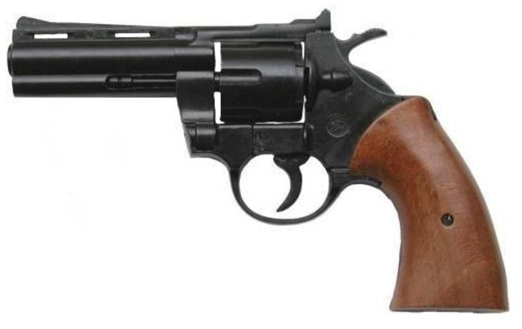Smith &amp; Wesson 4