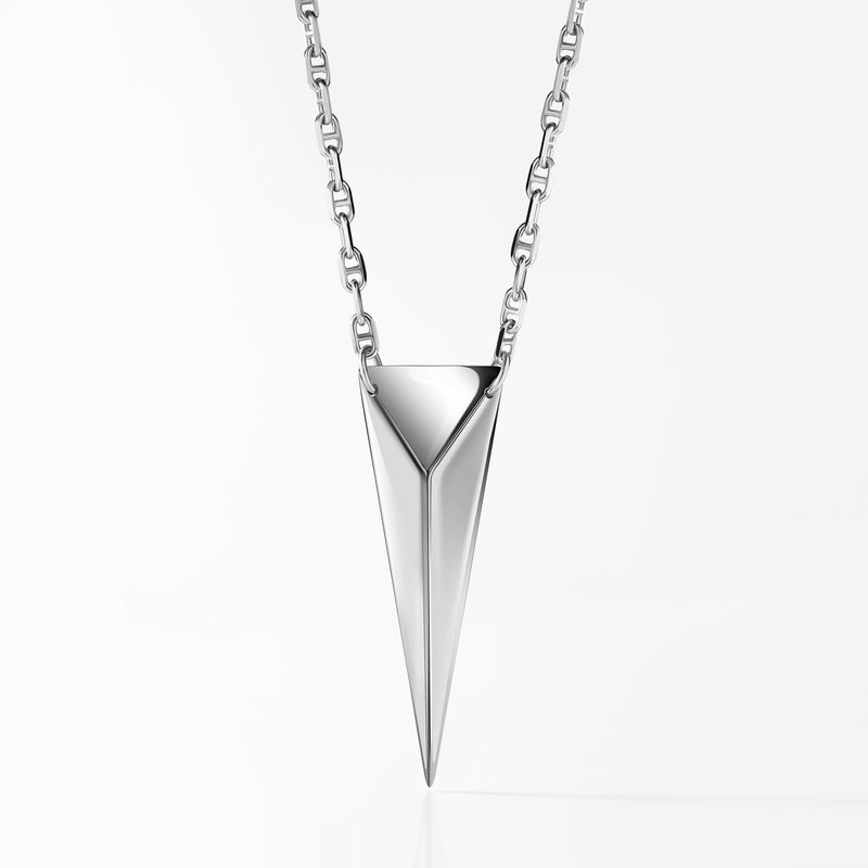 Necklace STING