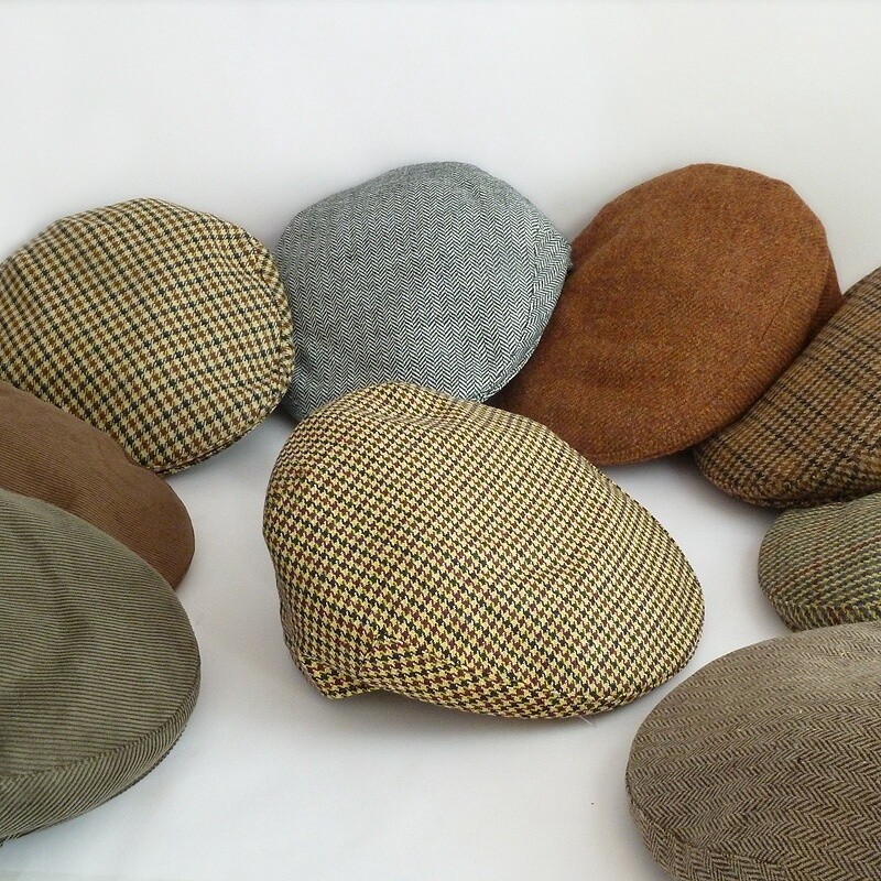 GORRA VISERA DE PAÑO