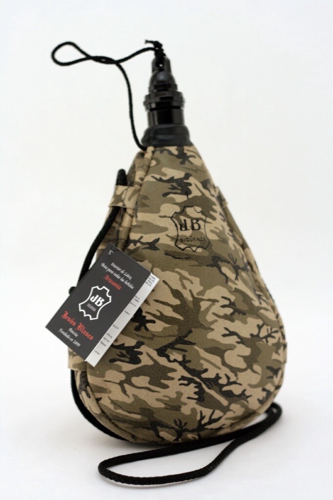 Bota Recta Piel Camuflaje Verde, TODA BEBIDA 1 L.