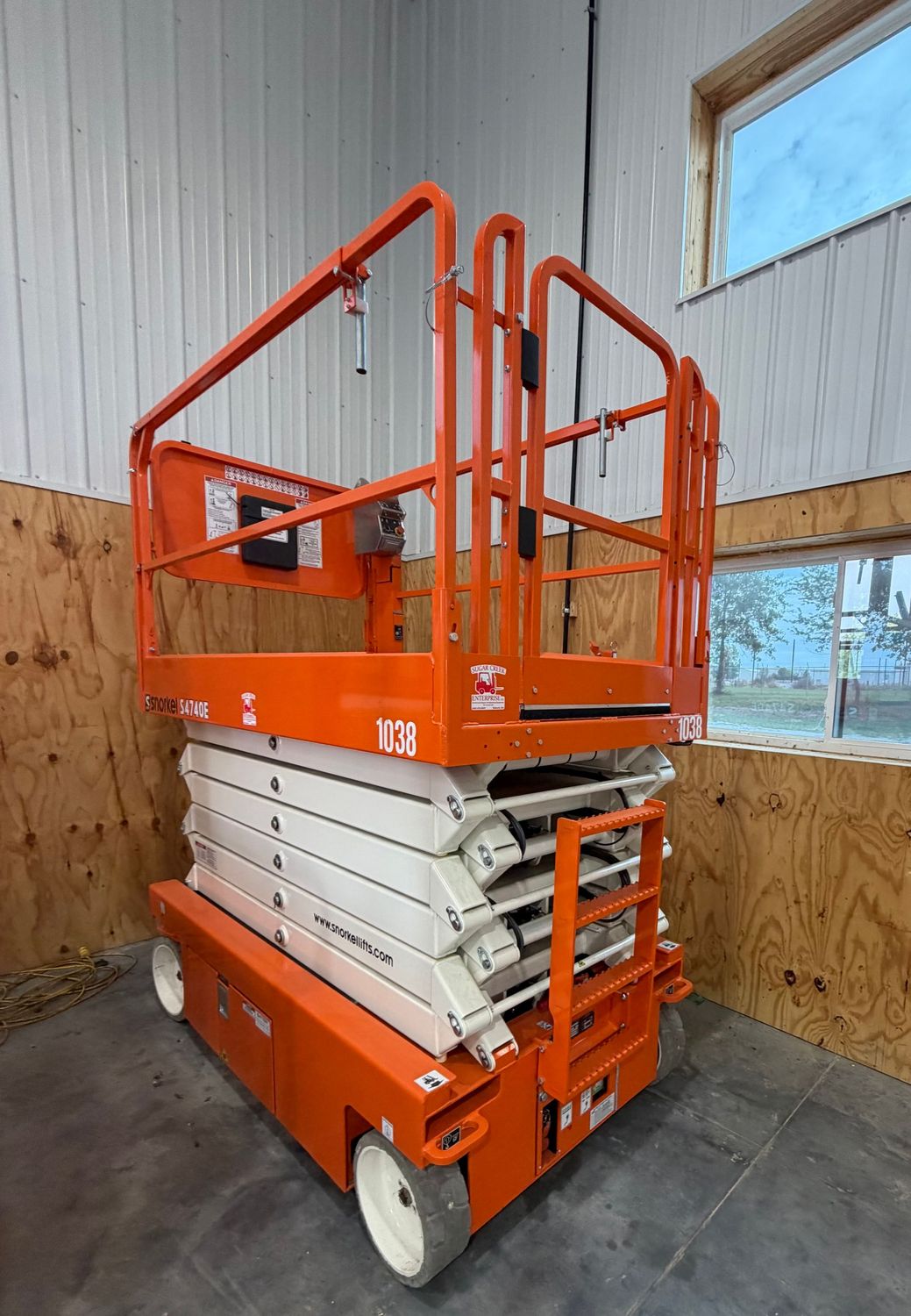 Snorkel Scissor Lift S4740E