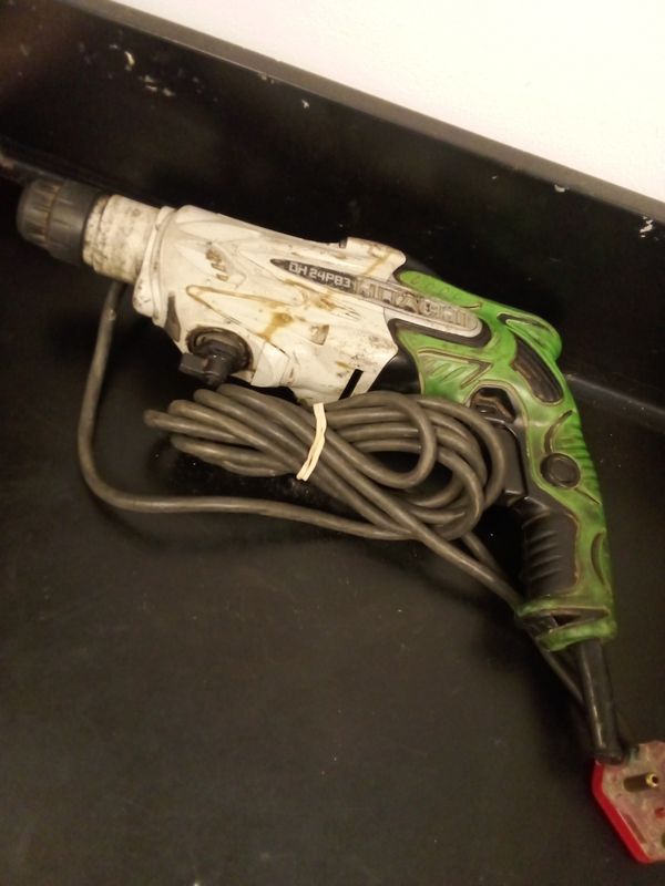 HITACHI HAMMER DRILL 17956