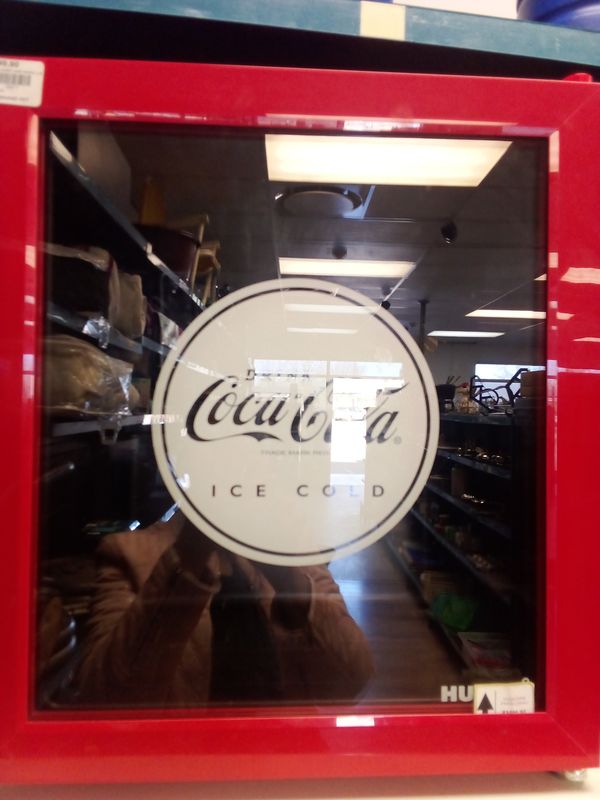 HUSKY COKE FRIDGE