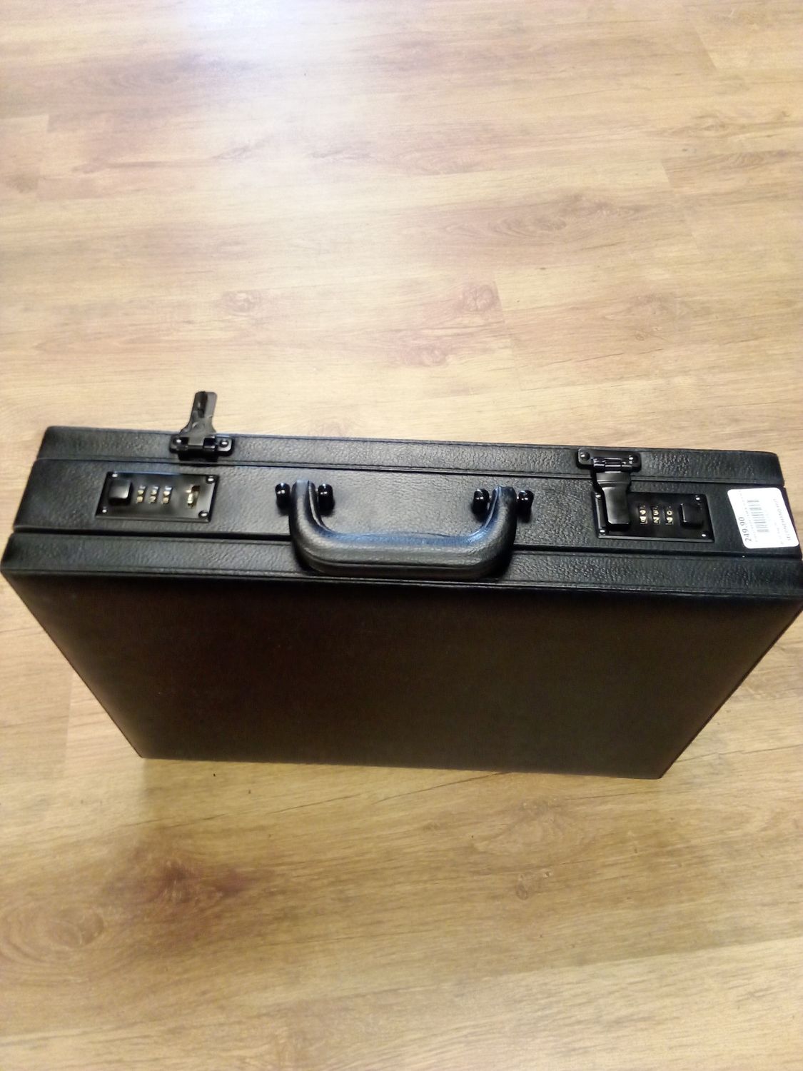 BRIFE CASE BLACK 939 PASSW