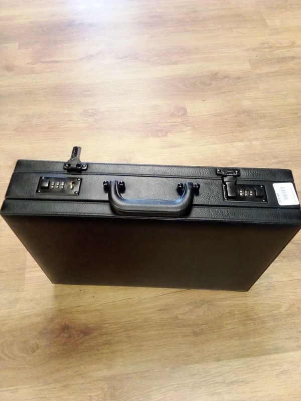 BRIFE CASE BLACK 939 PASSW