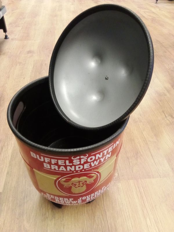 RED ICE BUCKET