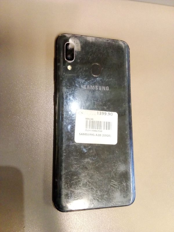 SAMSUNG A20 (32GB)