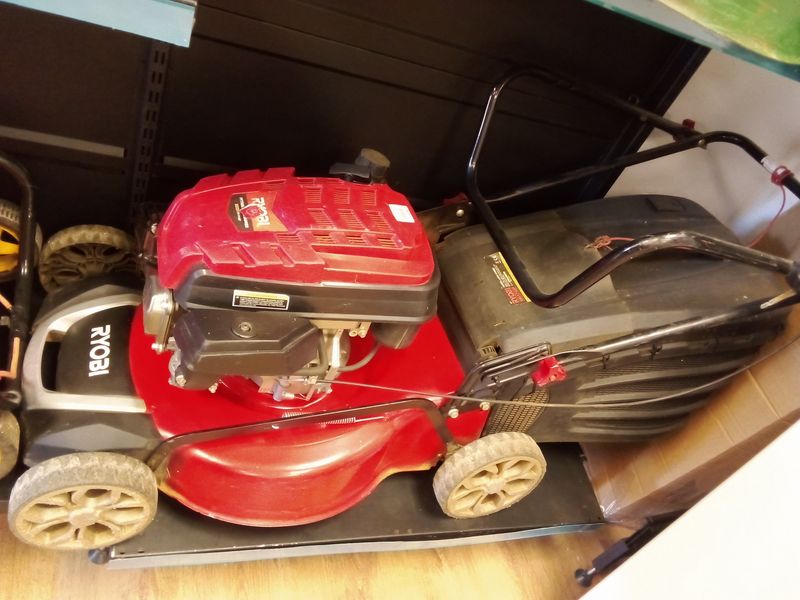 RYOBI PETROL LAWN MOWER 173CC 4 STROKE