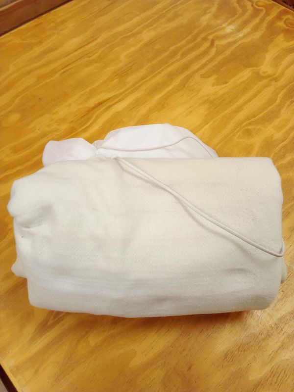 3/4 ELECTRIC BLANKET