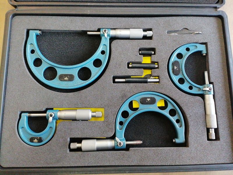 0-100 MM 4 PCS OUTSIDE MICROMETRE SET