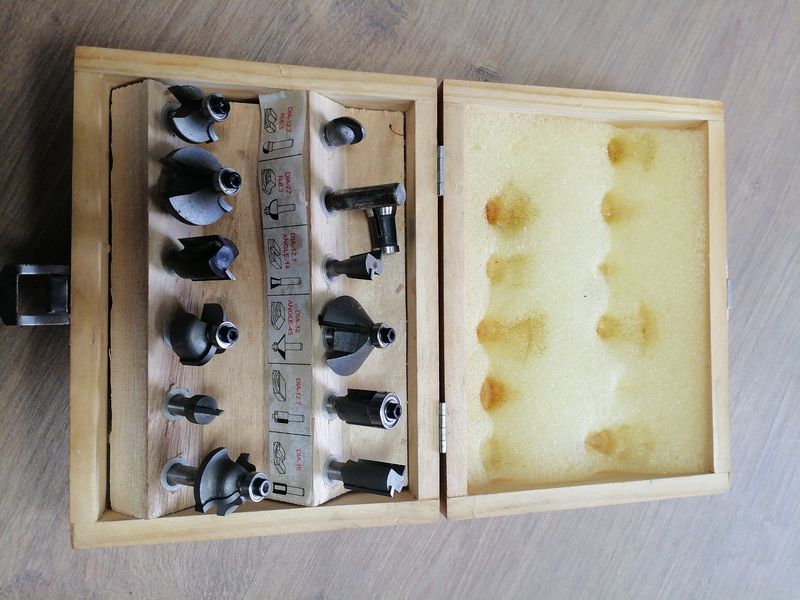 12PCS CARBIDE ROUTER BITS SET