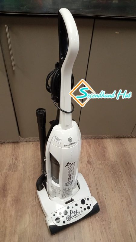 RUSSELL HOBBS VACUME 1800W