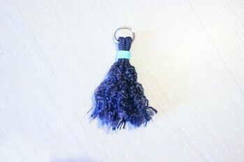 Porte-cléfs - Pompon  Bleu marine &amp; menthe