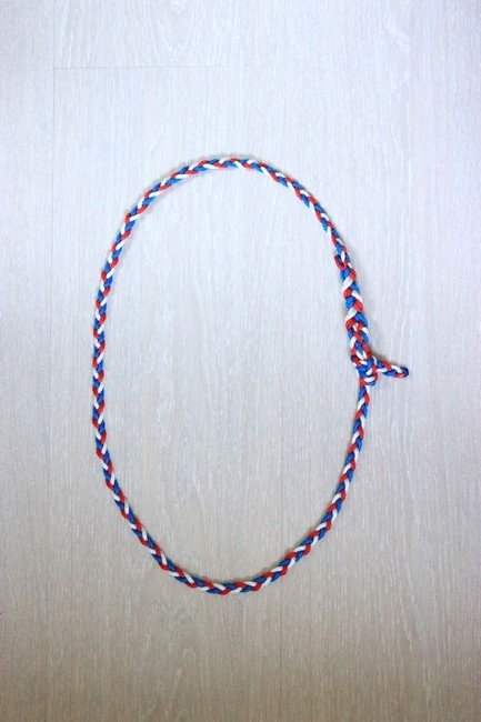 Sous-gorge tressée (3 brins)