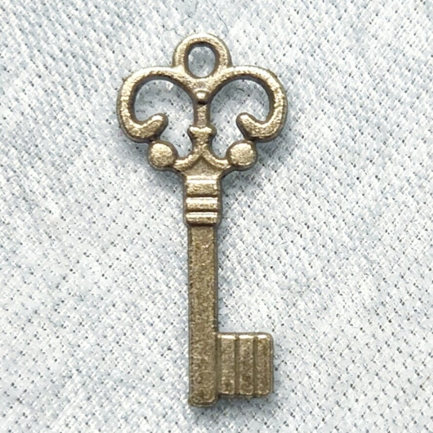 Key, Bronze