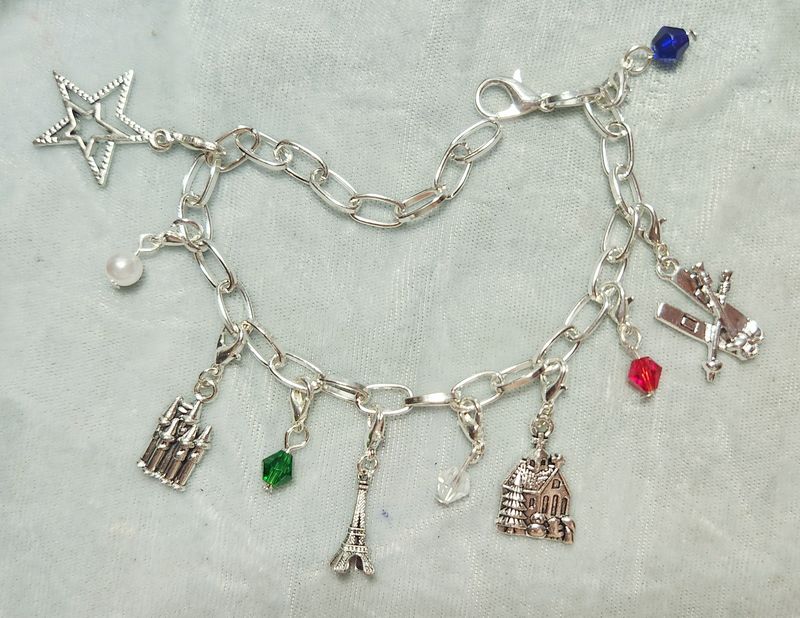 2024-25 Prototype Bracelet, Separate charms style