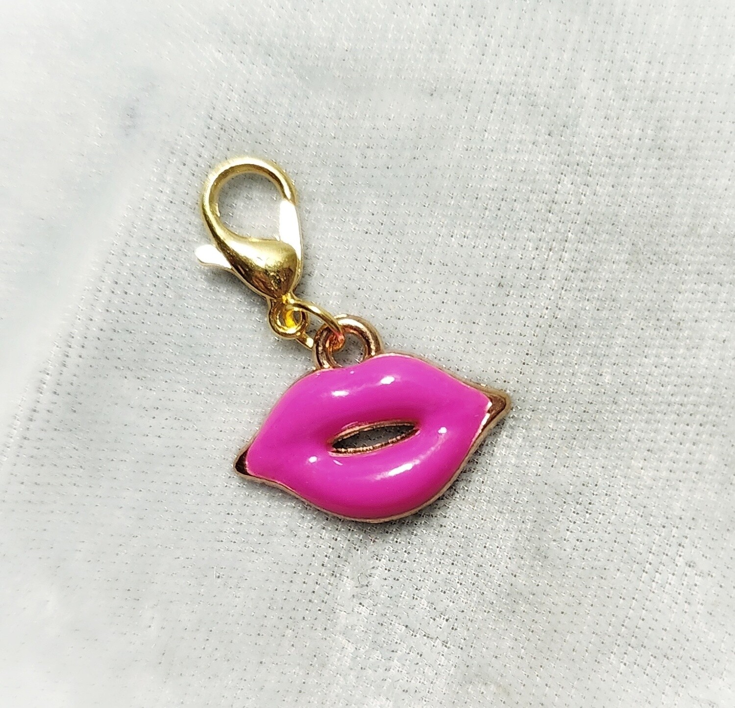 Pink Lips Charm, Style: Clip