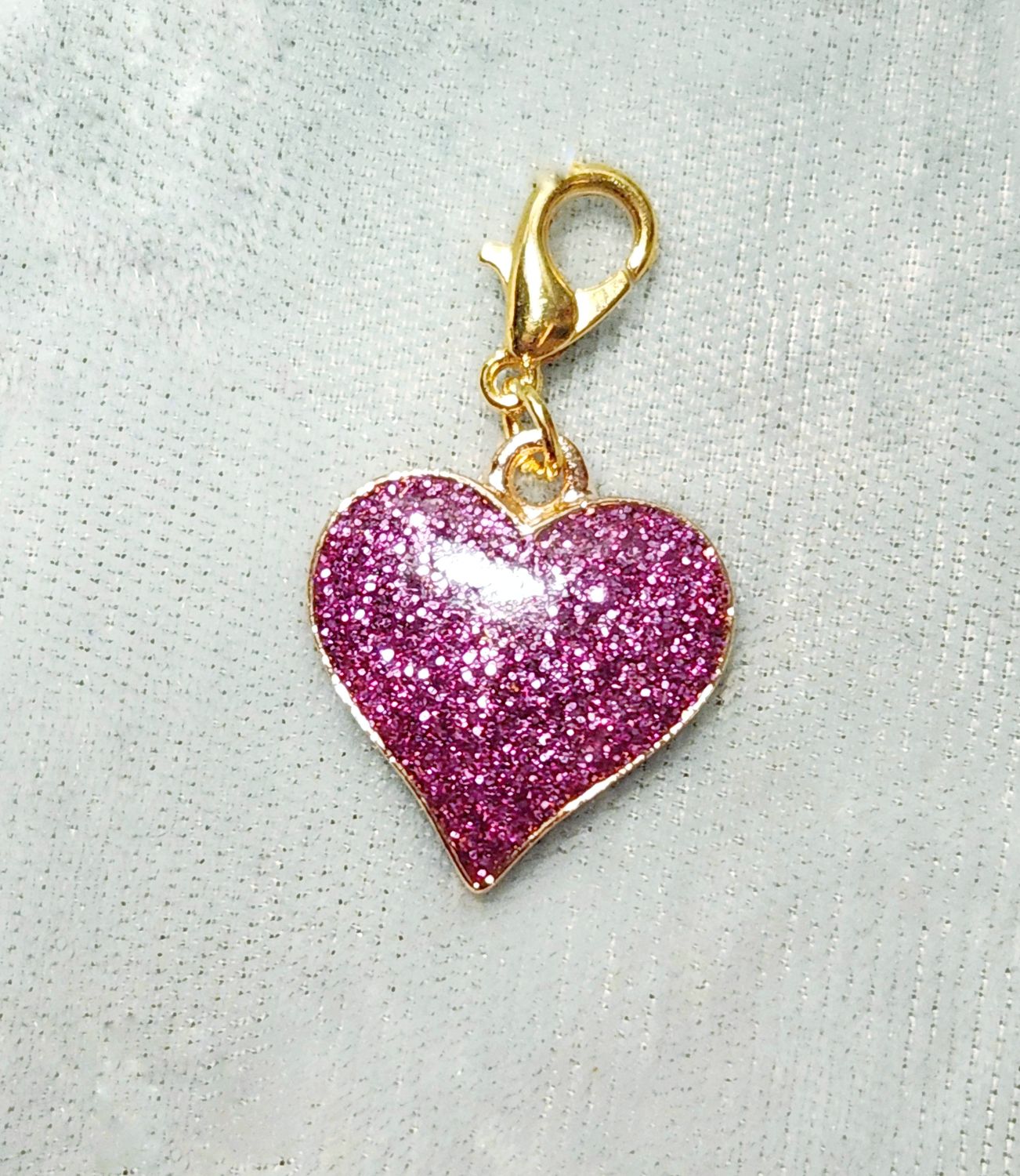 Pink Lavender Glitter Heart (Golden)