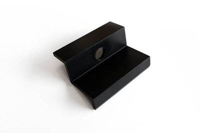 PV-Endklemme 30 mm Aluminium schwarz eloxiert – wählbar mit oder ohne Montagematerial PV-Endklemme 30 mm Aluminium schwarz eloxiert – wählbar mit oder ohne Montagematerial