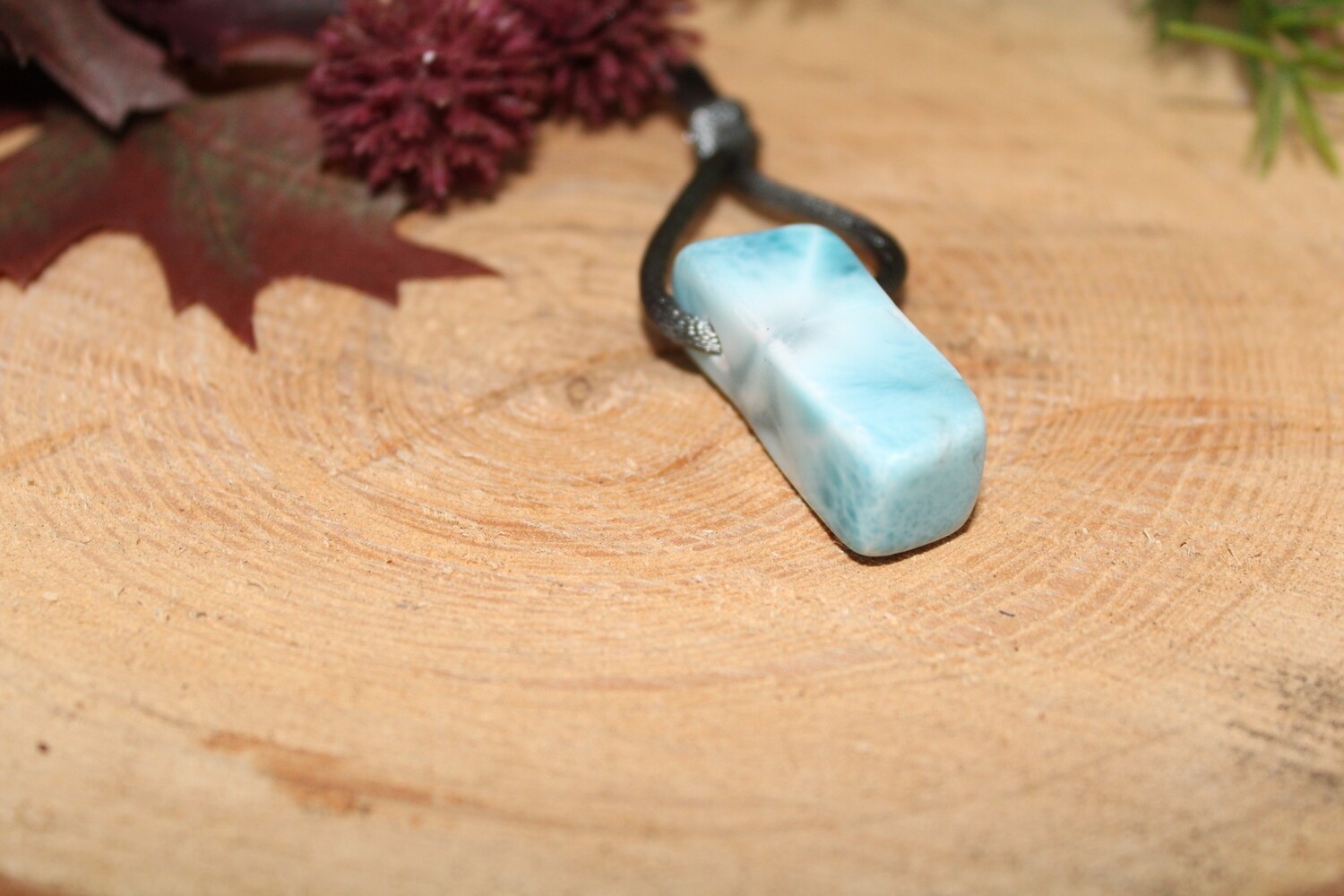 Larimar (Pektolith blau)