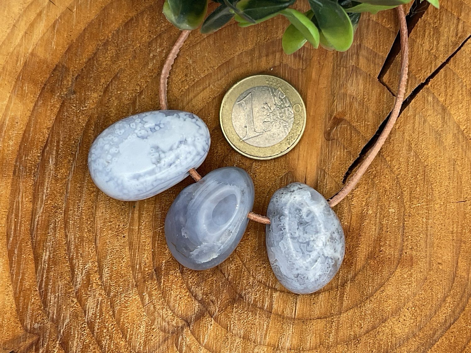 Chalcedon blau
