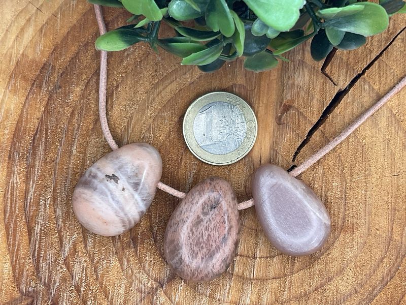 Mondstein ( Feldspat )