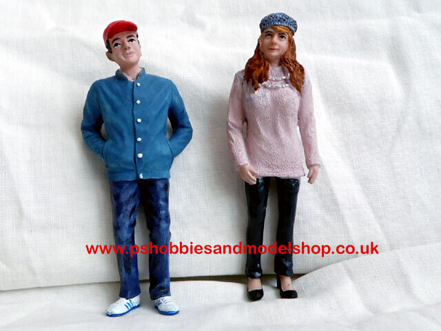 Bachmann 22181 Teenagers