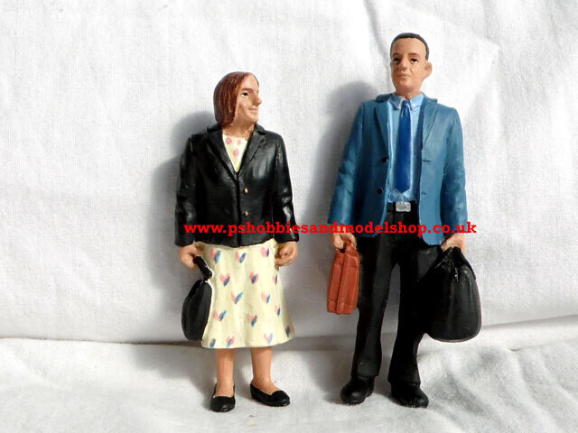 Bachmann 22193 Standing passengers