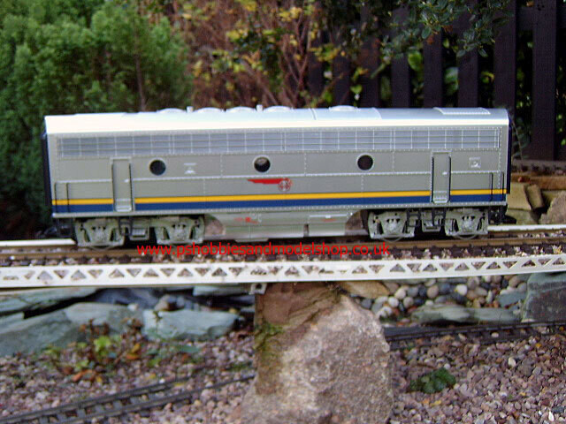LGB 20586 Santa Fe B Unit