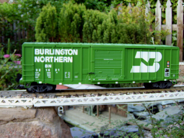 LGB 43930 Burlington & Northern 50ft Boxcar