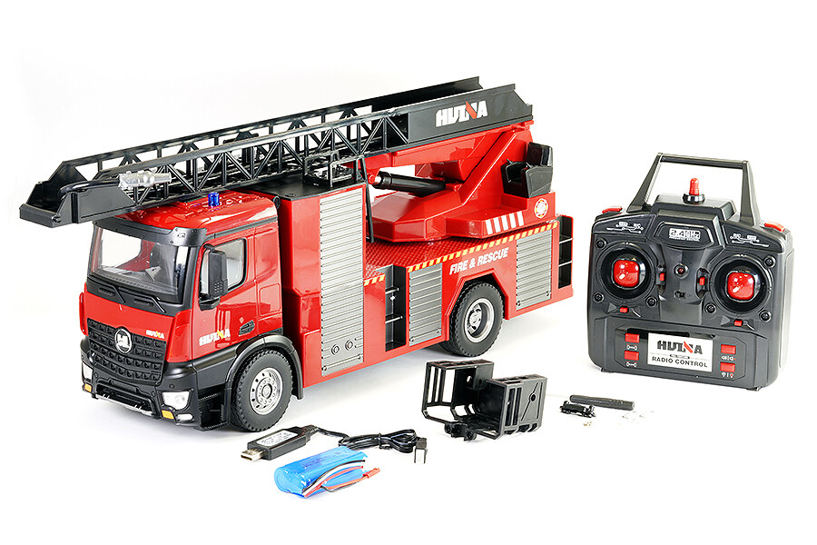 Huina 1561 Fire Truck with Ladder and hose