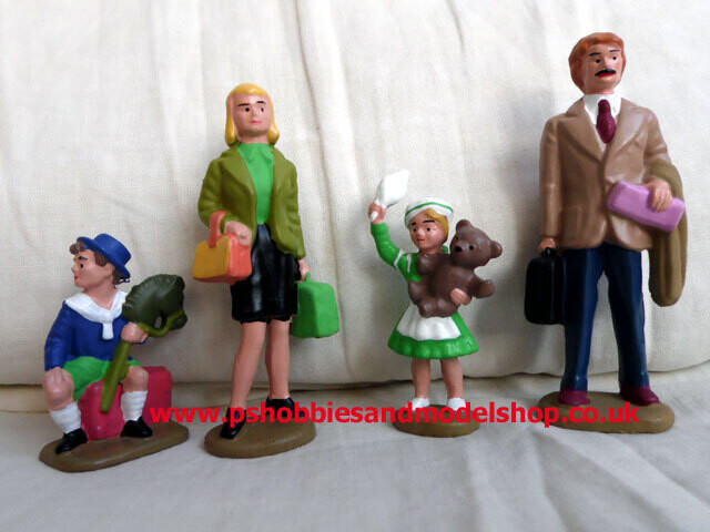 LGB 53004 Family Figure Set