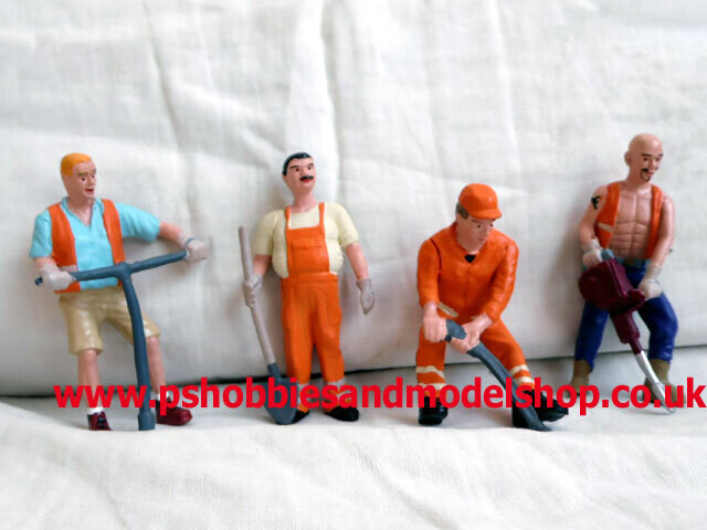LGB 53003 Worker Figure Set