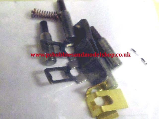 L-E171326 Skid Pickup set