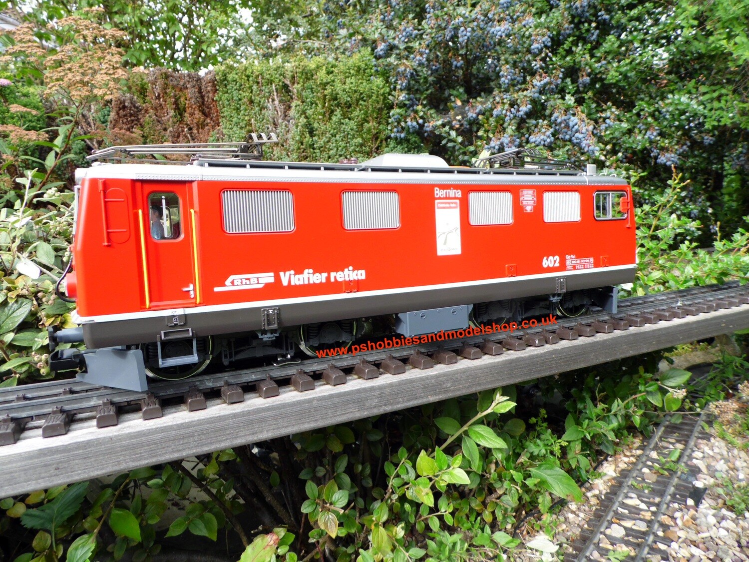 LGB 22042 GE 4/4 1 Electric Loco