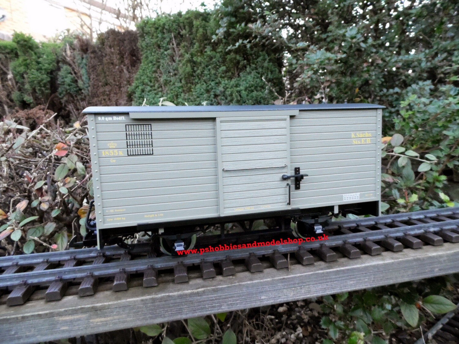 LGB 40272 Short Boxcar  Car No 1855