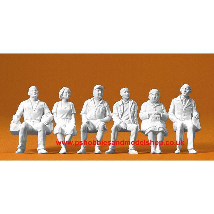 PRS-45183 Seated passengers Unpainted G Scale