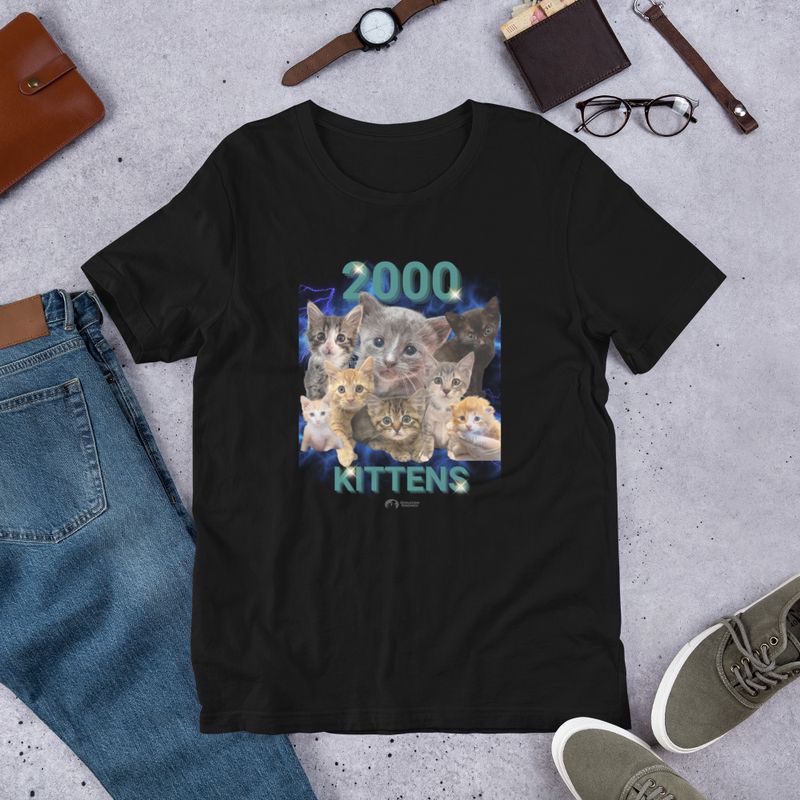 LIMITED EDITION- CELEBRATING 2000 KITTENS - Unisex t-shirt