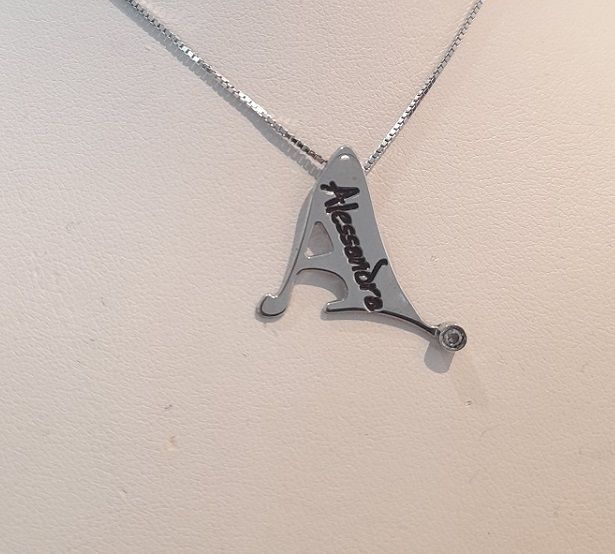 Iniziale A in argento 925 con nome Alessandra inciso - ARTLINEA