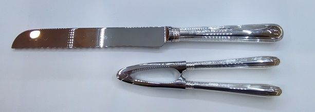 Coltello panettone e schiaccianoci in argento  modello Windsor - CESA 1882