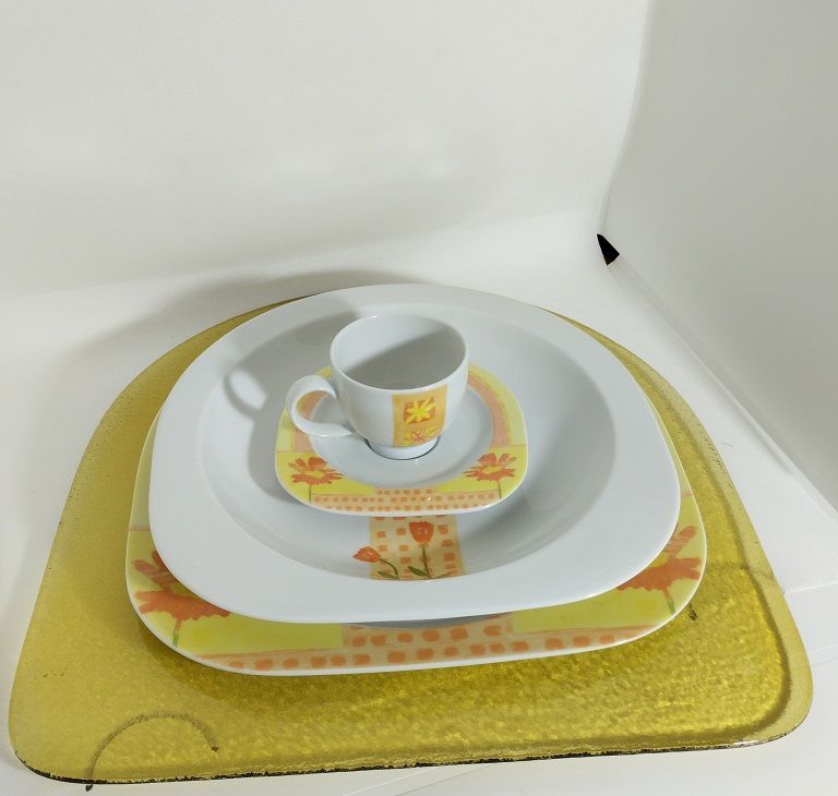 Servizio di piatti, caffè, Bicchieri acqua e vino da 6 - WEISSESTAL Servizio di piatti, caffè, Bicchieri acqua e vino da 6 - WEISSESTAL