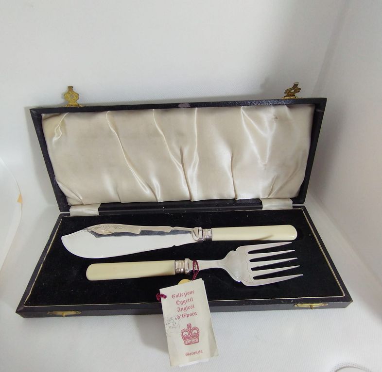 Set Posate in Sheffield con manico d' avorio - ROSAS
